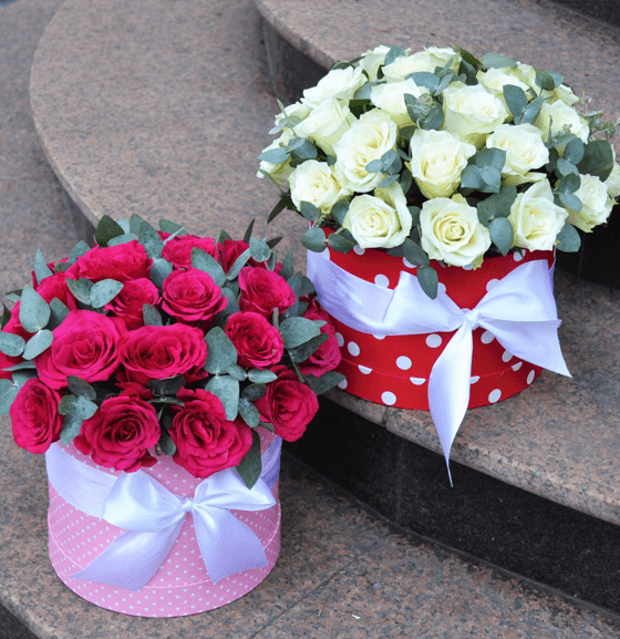 коробки с розами