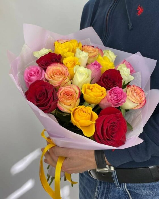25 роз микс 40 см