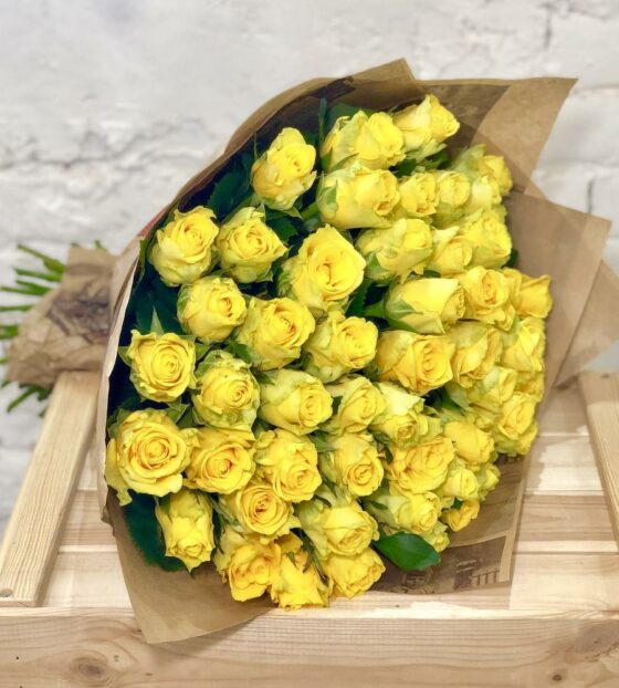 51 желтая роза кения