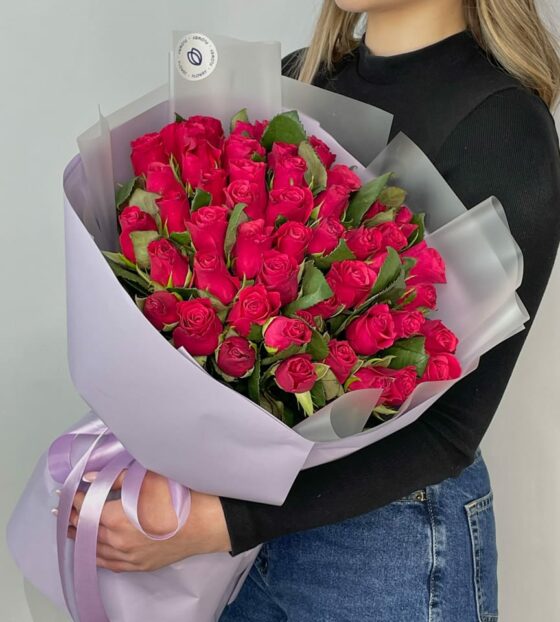 51 малиновая роза