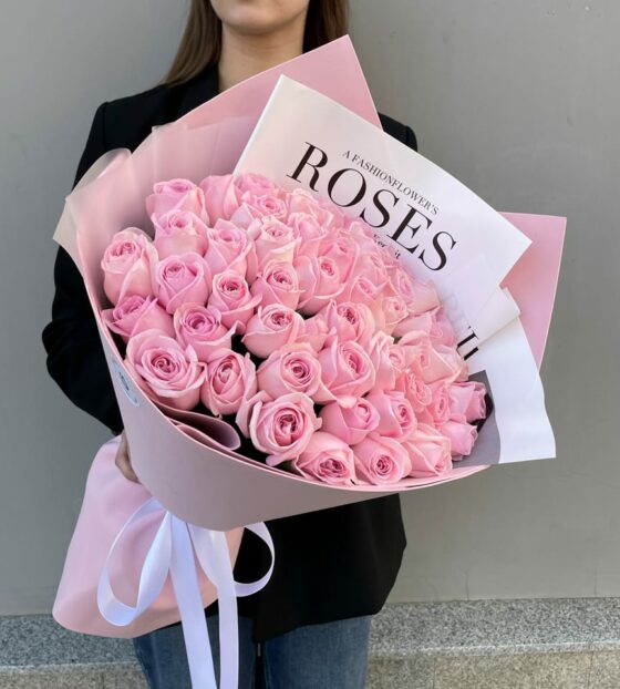 51 розовая роза