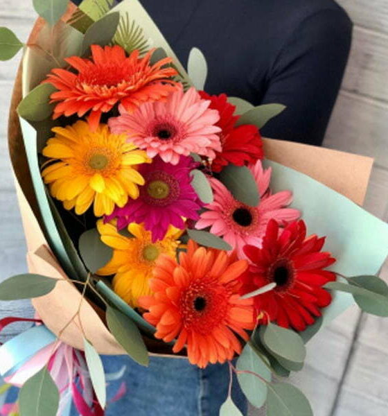 букет 9 гербер