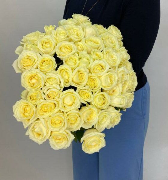 51 белая роза без упаковки