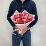 букет из альстромерий и роз