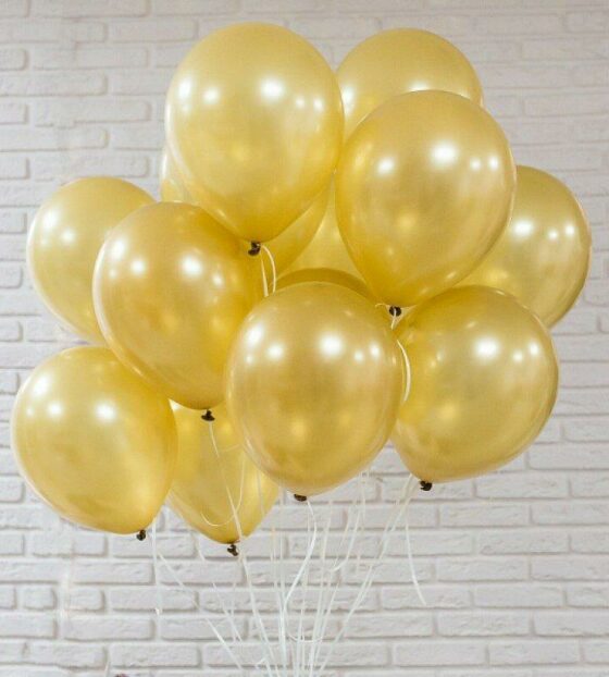 Золотой шарик с гелием