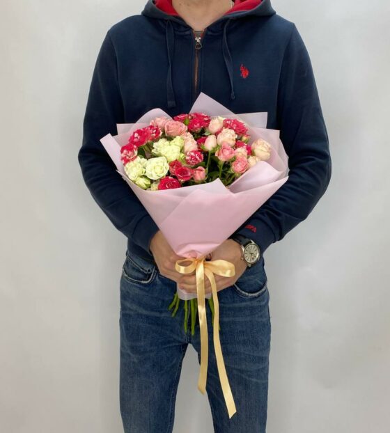 11 кустовых роз