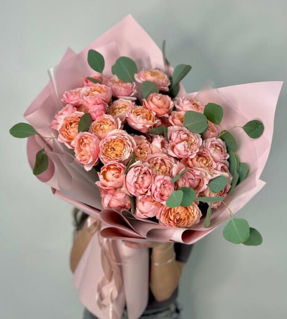 букет из кустовой розы джульета