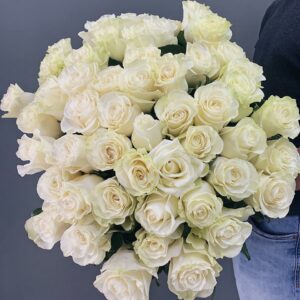 Белые розы Эквадор