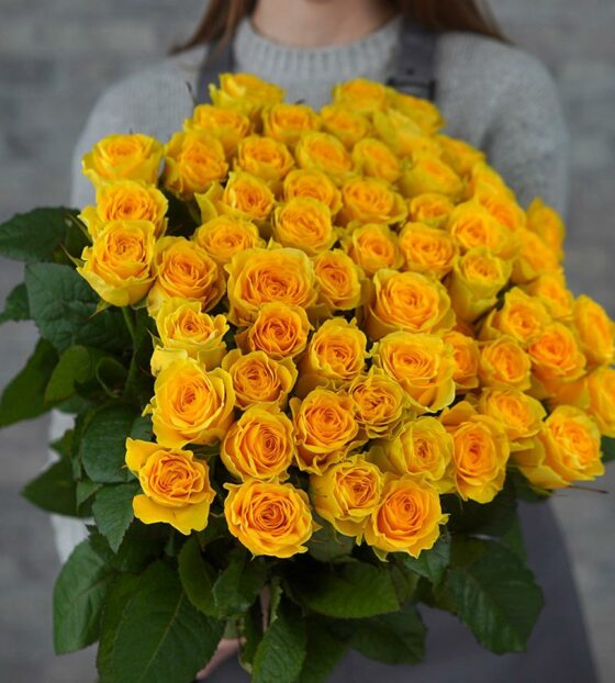 желтые розы россия