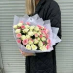 букет из кустовых роз