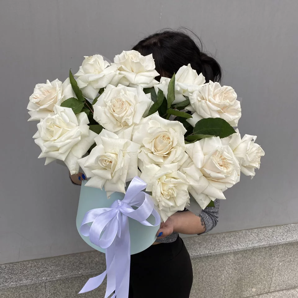 розы в коробке