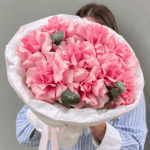 9 нежно-розовых французских роз