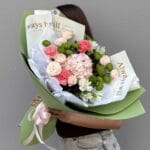 Авторский букет "Зеленое очарование"