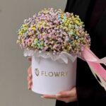 Радужная гипсофила в коробке