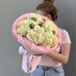 Букет из белых гортензий — изображение 2